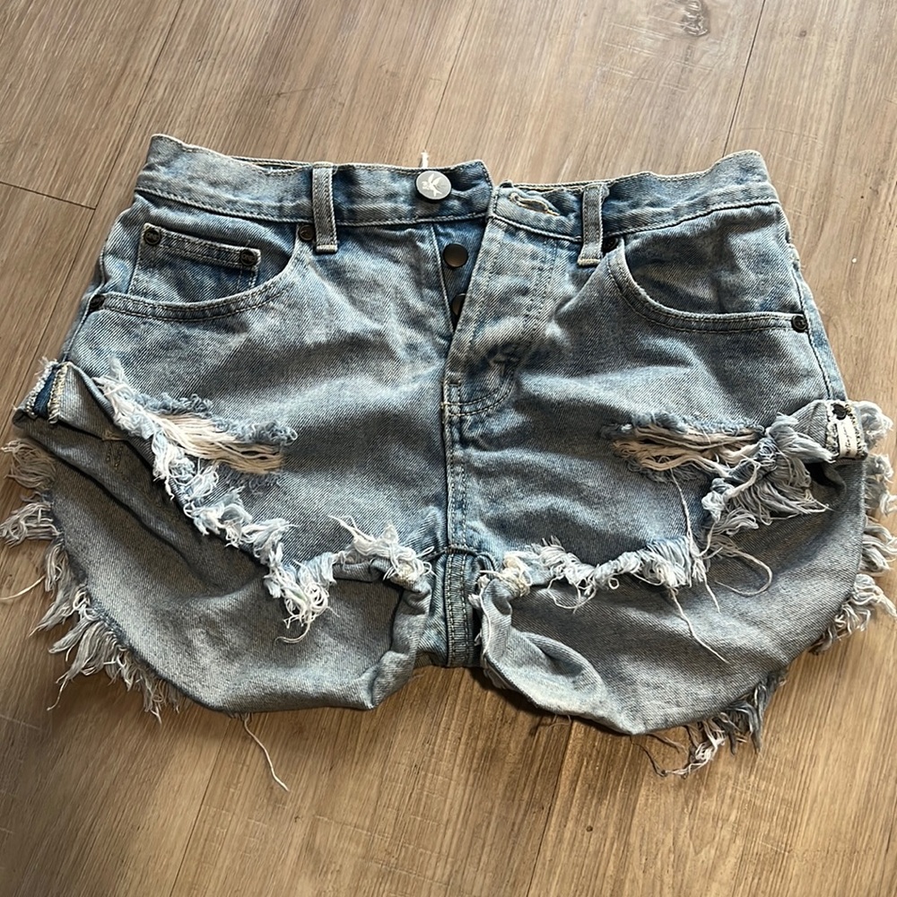 One Teaspoon Jean shorts